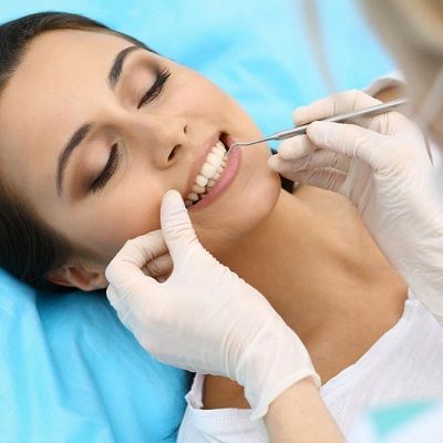 طب الاسنان الترميمي في دبي و أبو ظبي