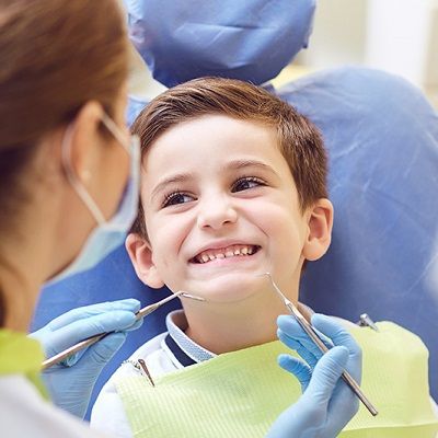 كيفية اختيار أفضل طبيب أسنان للأطفال في دبي لطفلك