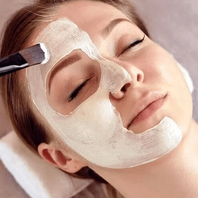 هل تقشير كوزميلان آمن لجميع أنواع البشرة؟